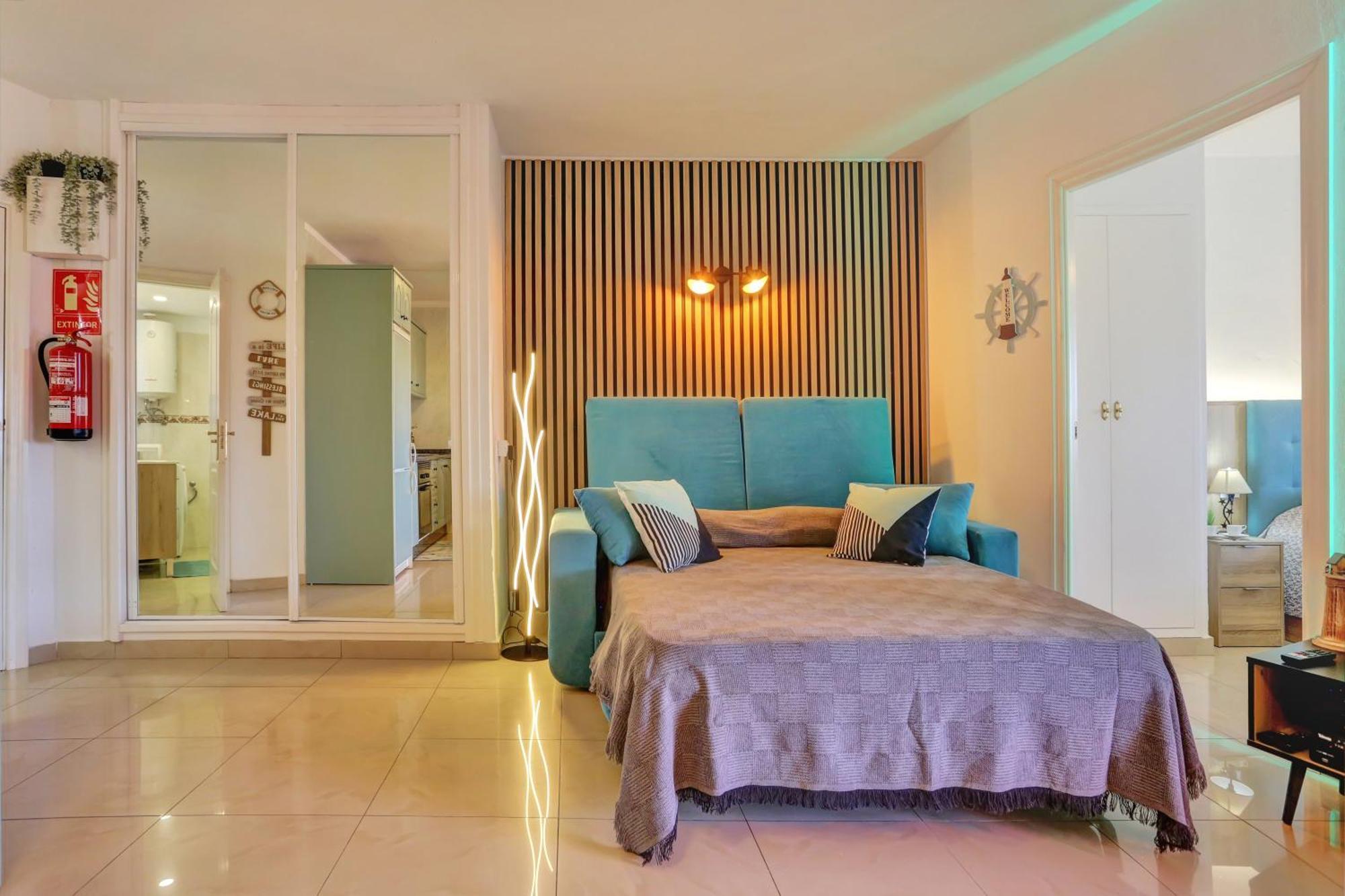 Luxory Dreamy Sunset, Seafront, Direct Access To The Promenade,Wifi,Pool,Free Parking Apartamento Los Cristianos  Exterior foto