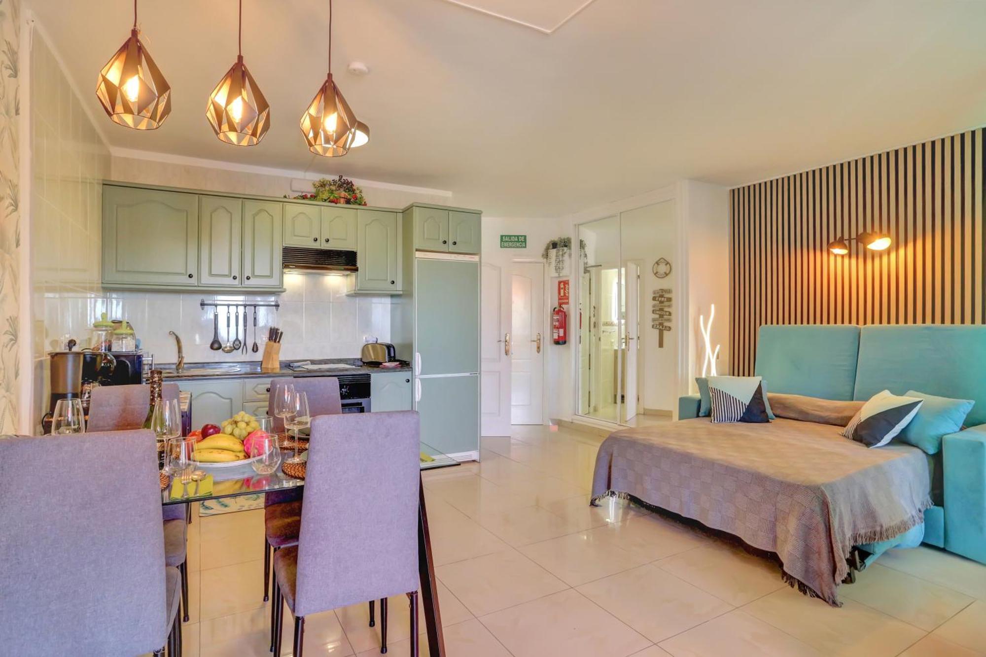 Luxory Dreamy Sunset, Seafront, Direct Access To The Promenade,Wifi,Pool,Free Parking Apartamento Los Cristianos  Exterior foto